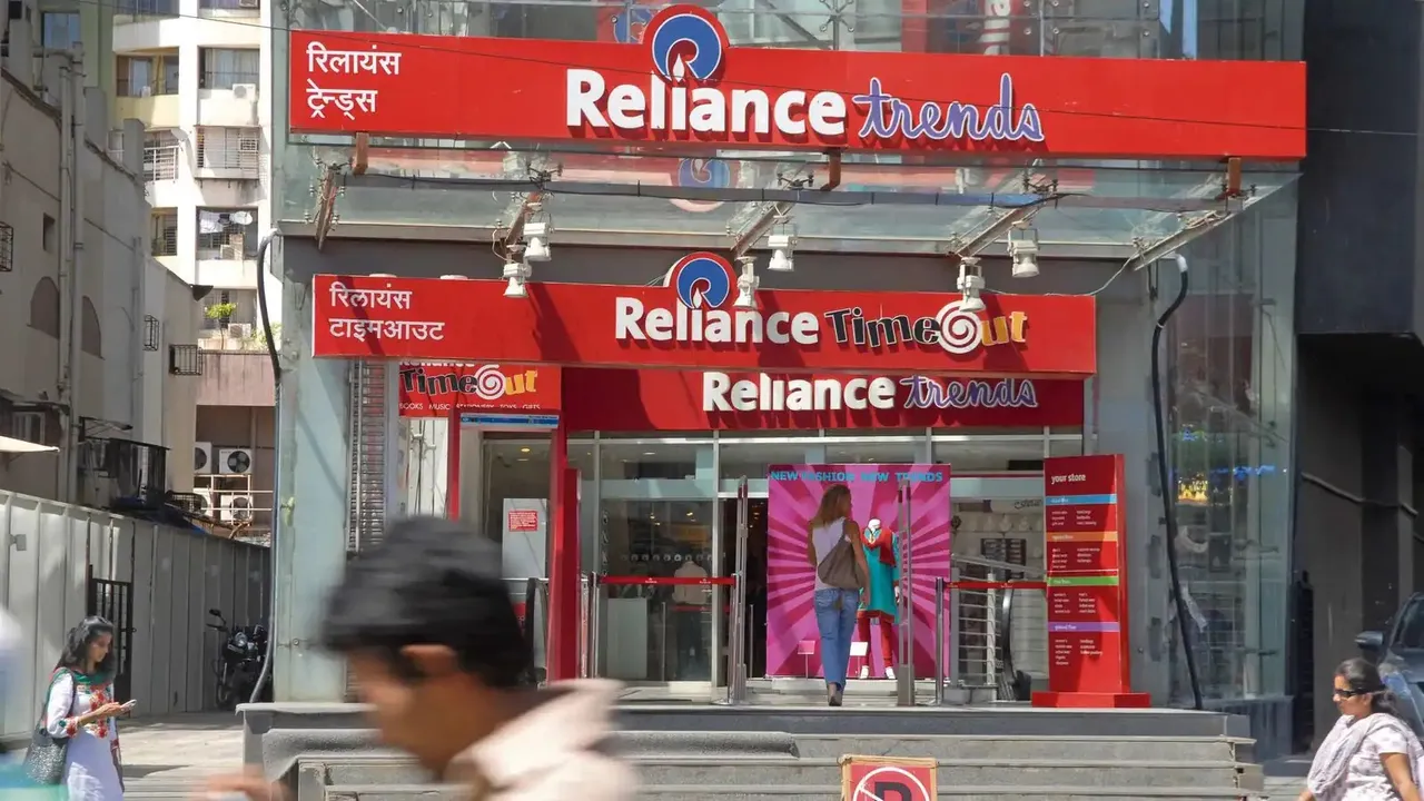 Reliance Retail Q3 profit up 31.8% to Rs 3,165 crore; gross revenue at Rs 83,063 crore