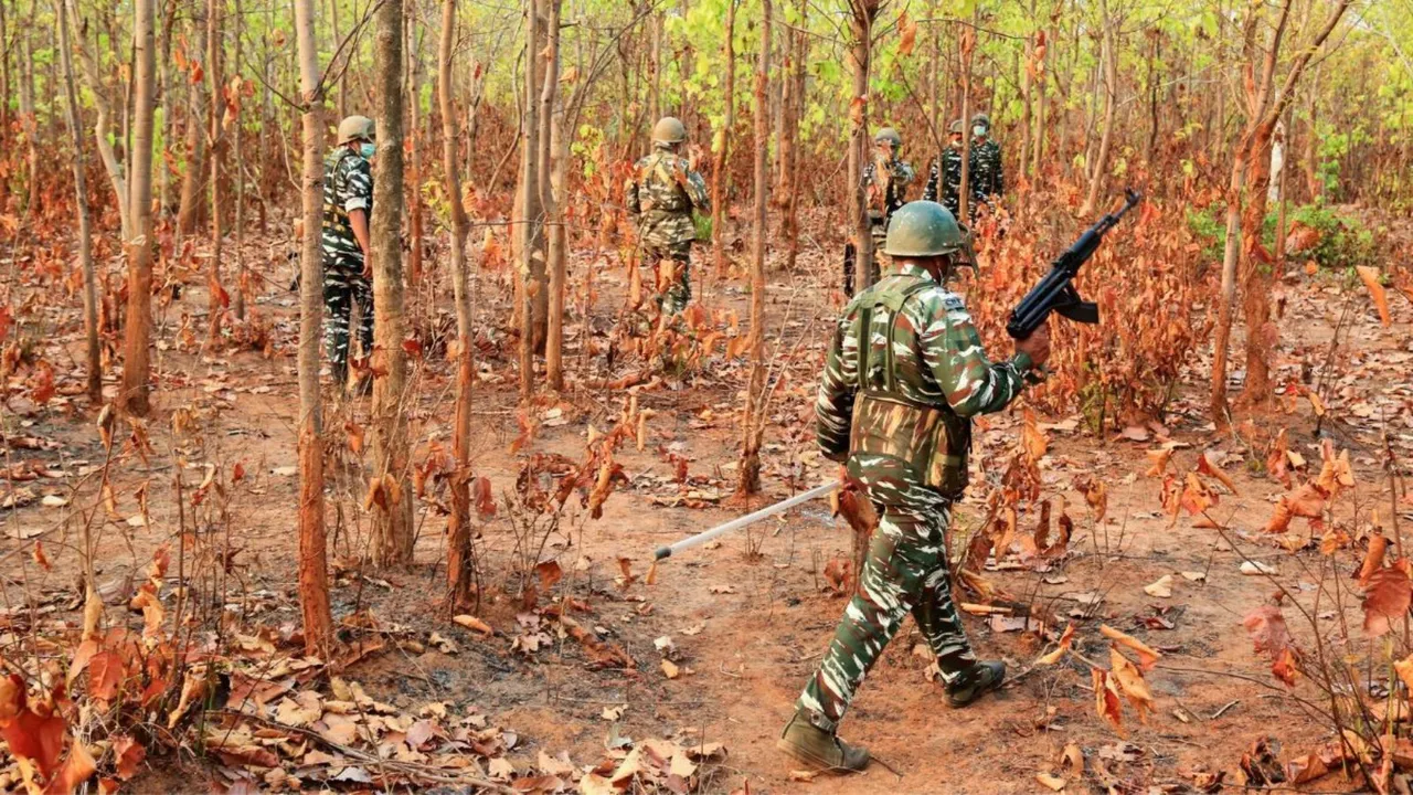 18 Naxalites killed in Chhattisgarh encounter; 3 jawans hurt