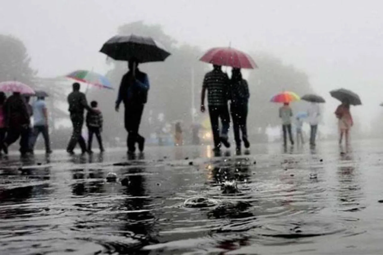 Uttarakhand on high alert has heavy rains pummel hill state, 6 killed