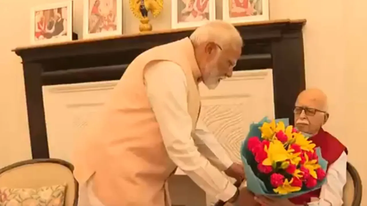 Narendra Modi L K Advani