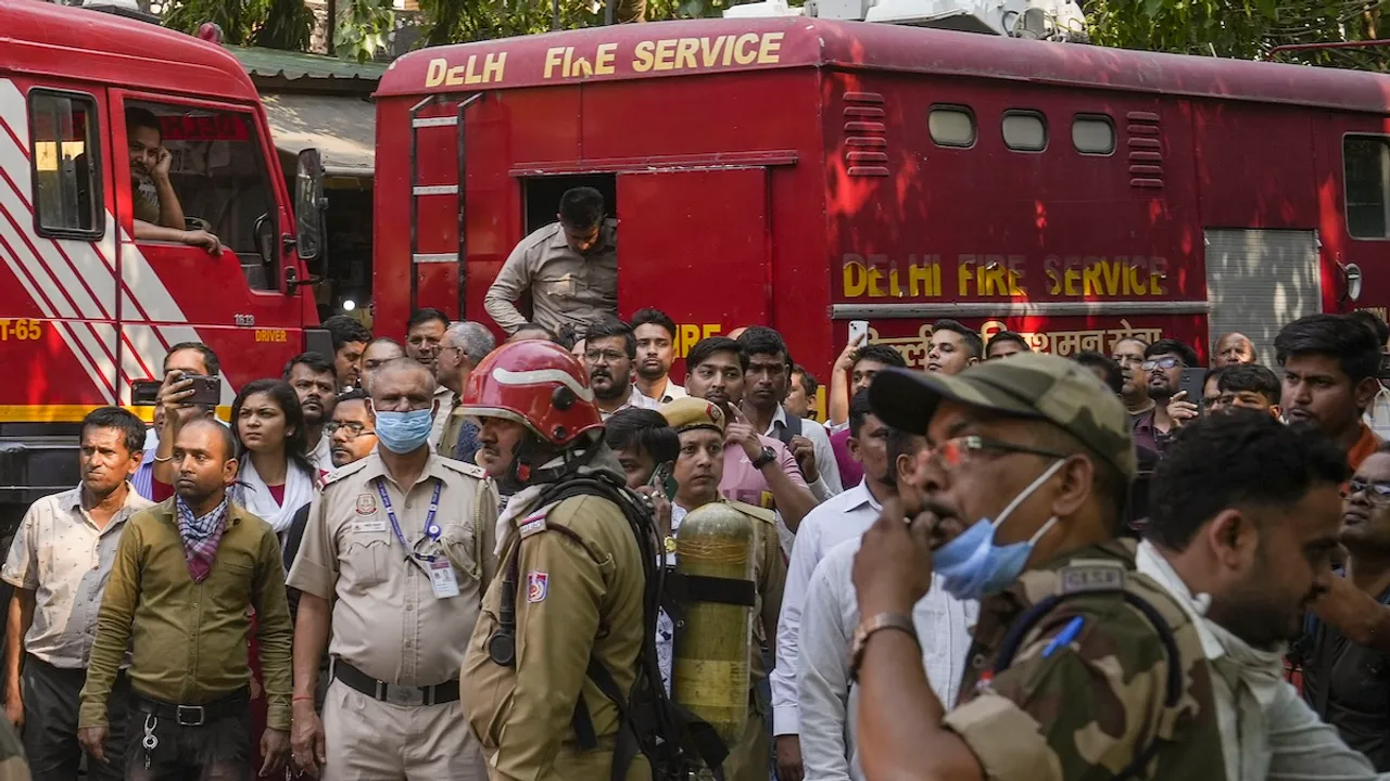 Official dies in fire at Income Tax CR Building in Delhi