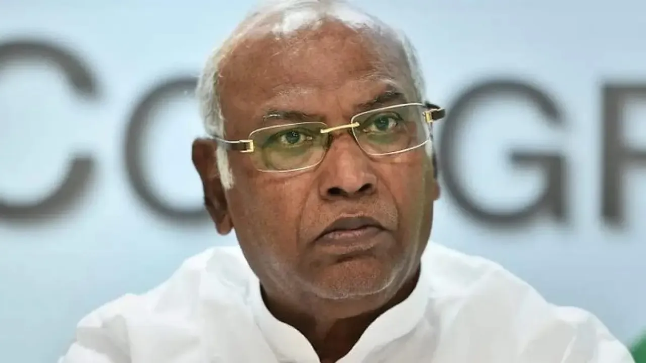 Kharge seeks time from President Murmu on behalf of opposition to discuss Manipur issue