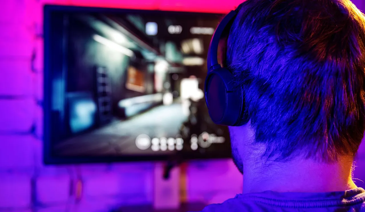Video gamers at higher risk of irreversible hearing loss, tinnitus, research finds