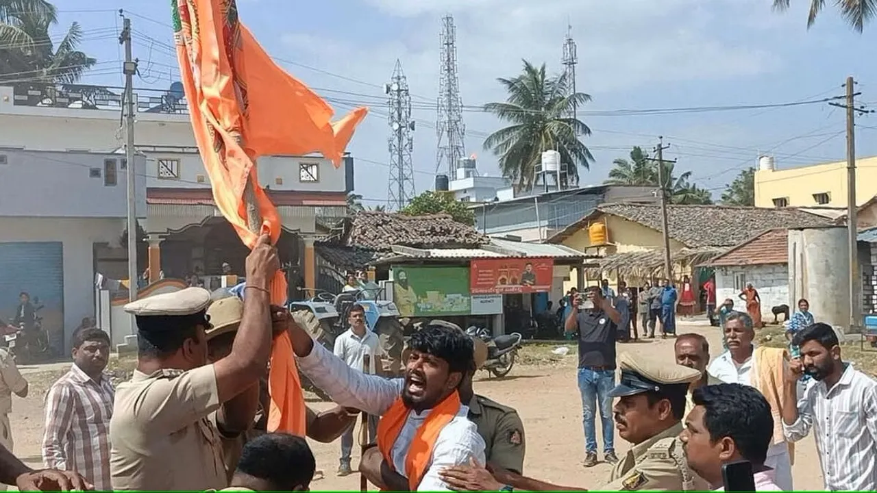 Mandya Hanuman Flag Karnataka