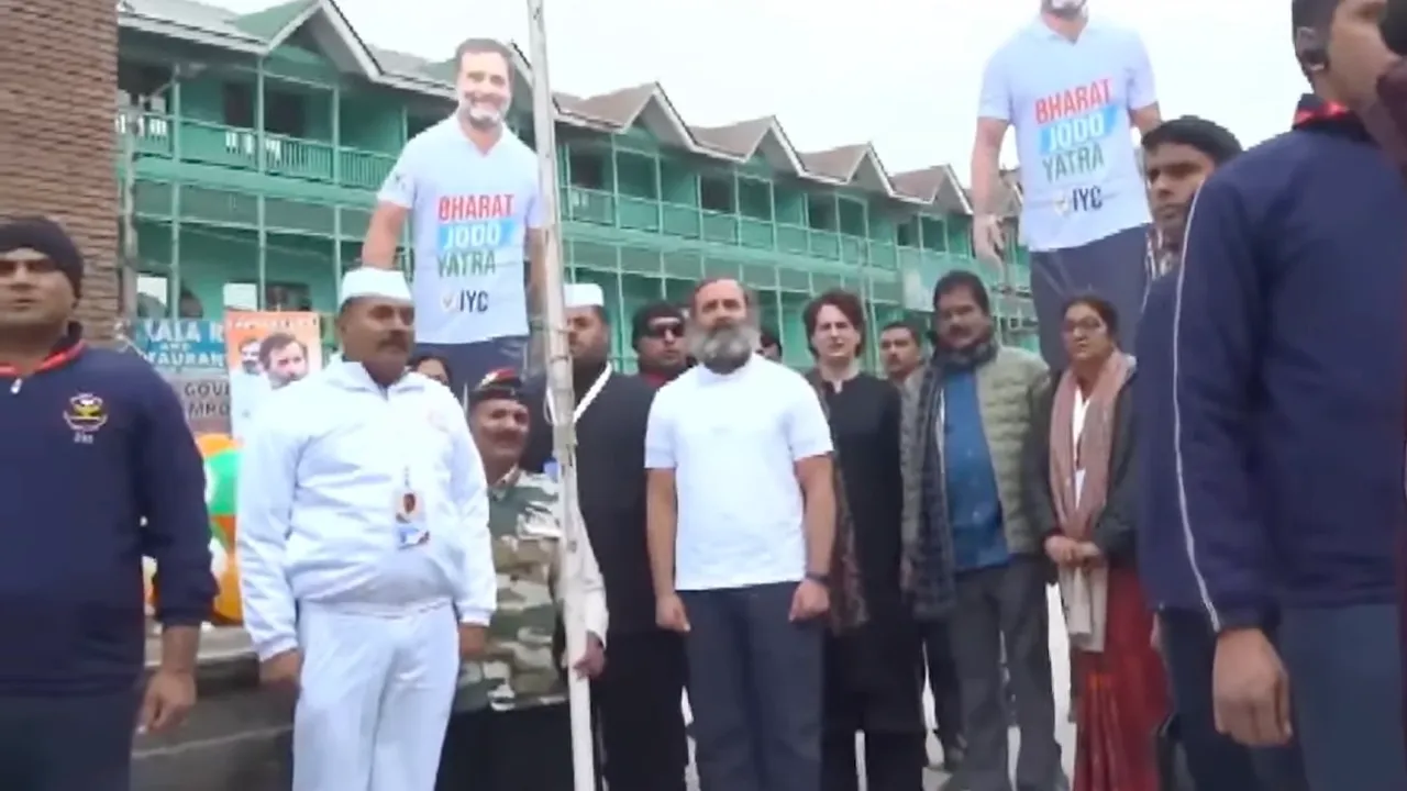 Rahul Gandhi hoists national flag at Lal Chowk in Srinagar