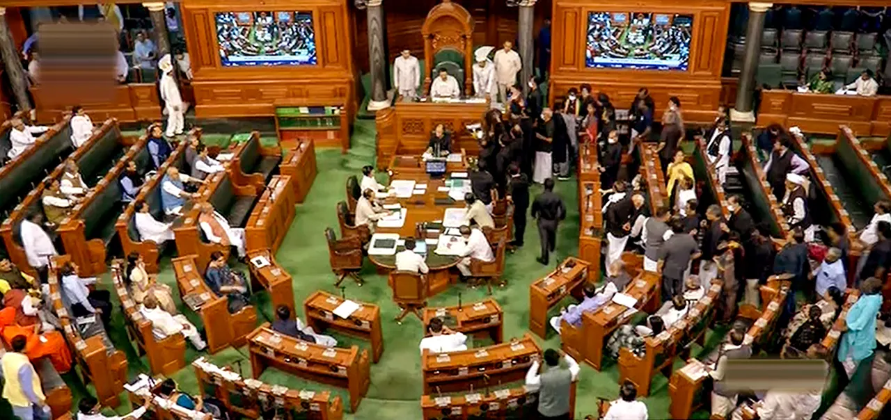 Lok Sabha Budget session ends, oppn MPs keep up protests