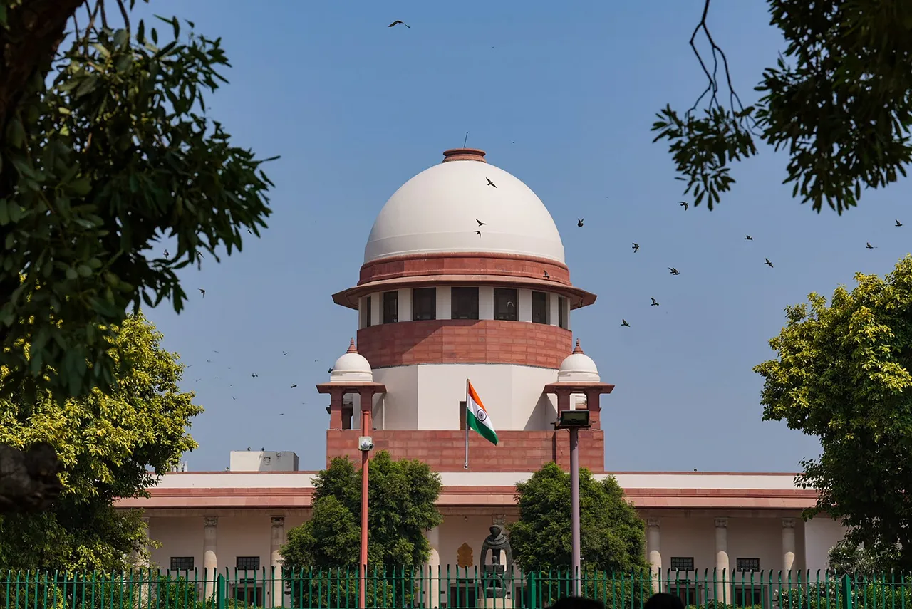 Unless final decision of collegium is signed by all members, it can't be put in public domain or disclosed under RTI: SC