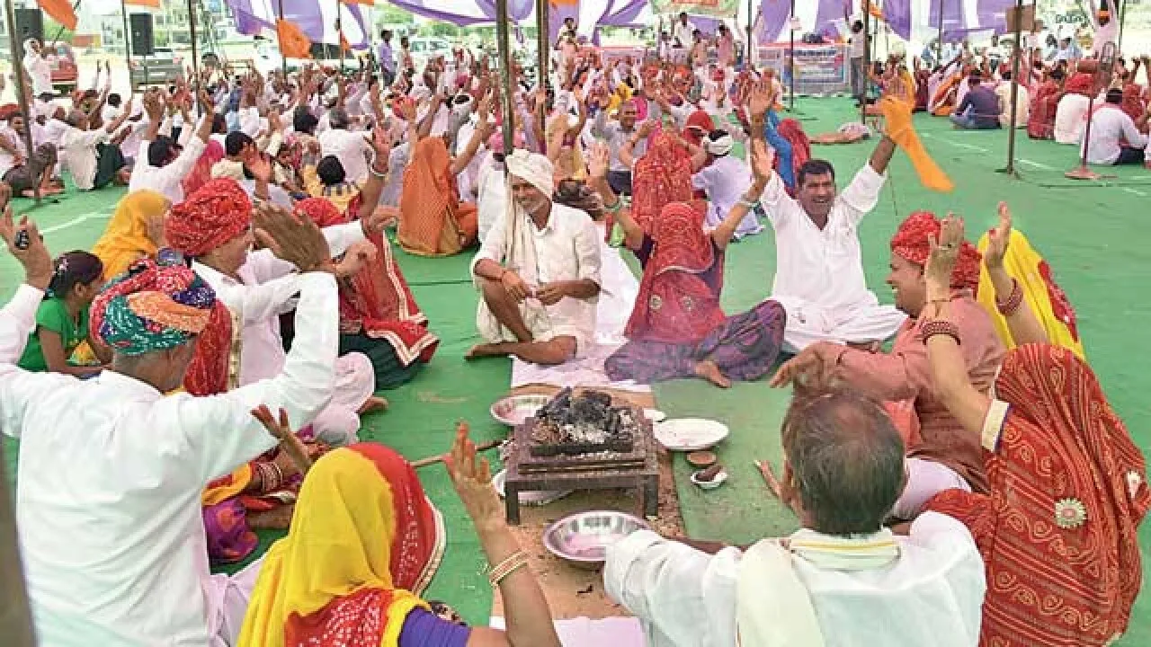 Jodhpur: Farmers' 'mahapadav' for uninterrupted electricity supply enters fifth day