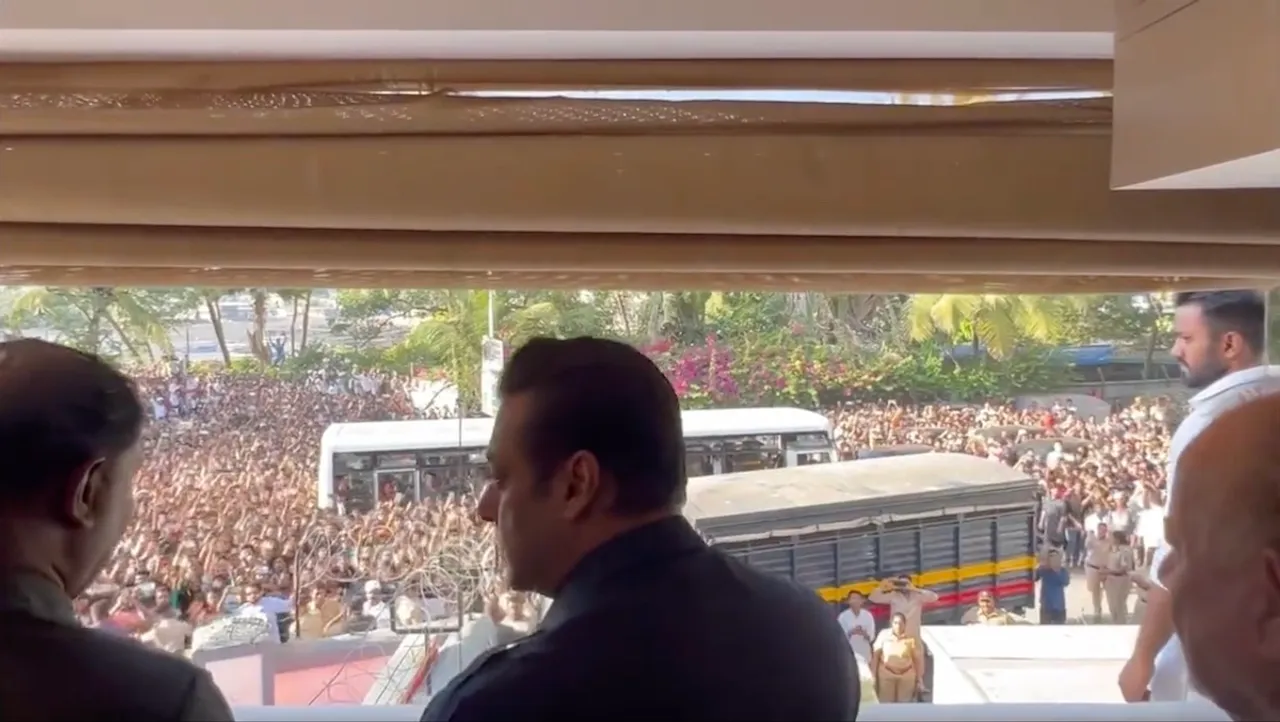 Salman Khan greets people on Eid