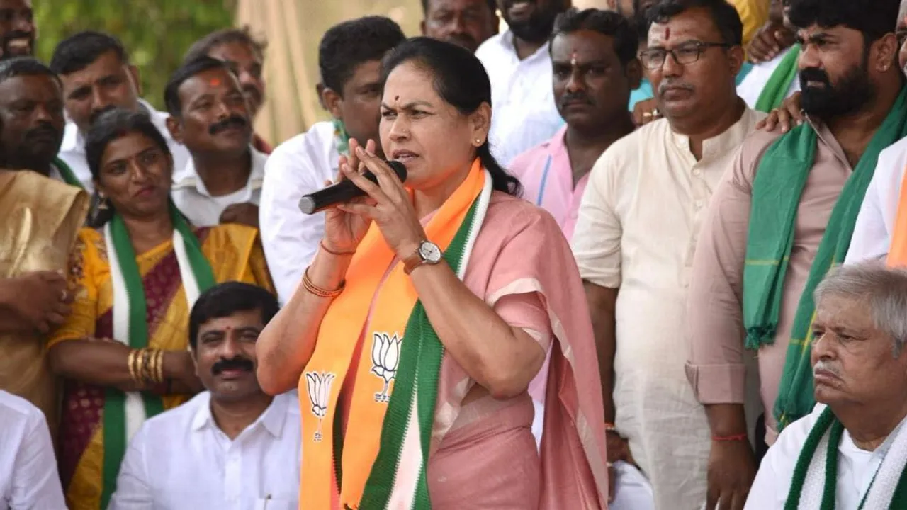 TN police book Shobha Karandlaje for 'promoting enmity,' BJP leader apologises