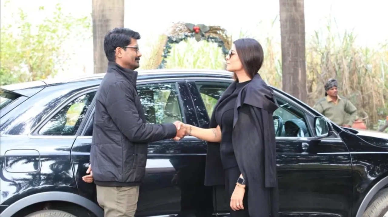 Vikas Kumar in the role of ACP Khan with Sushmita Sen in and as Aarya(A still from the web series Aarya)