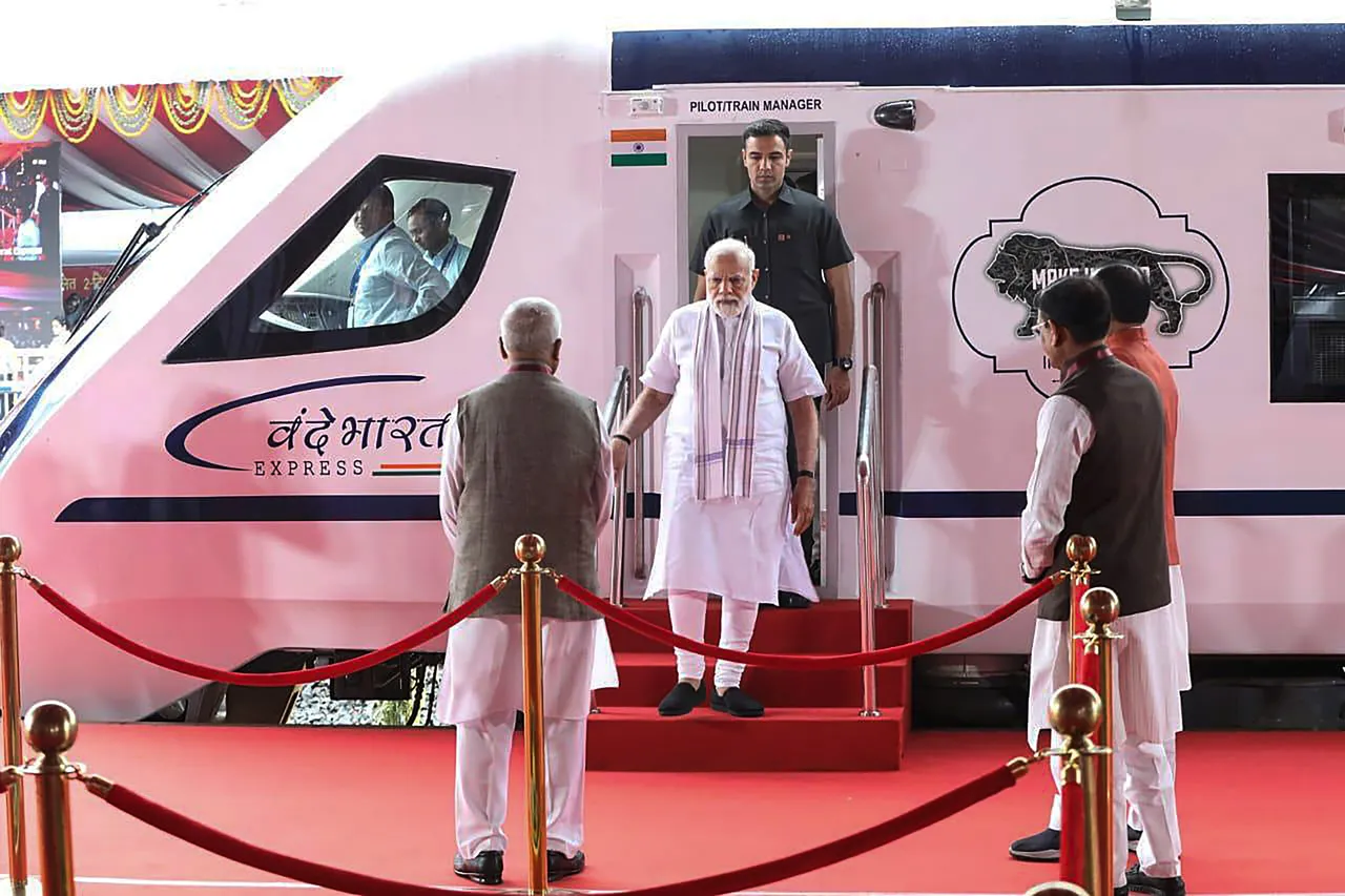 Prime Minister Narendra Modi during the flagging off ceremony of five Vande Bharat Express trains from Rani Kamlapati Railway Station, in Bhopal