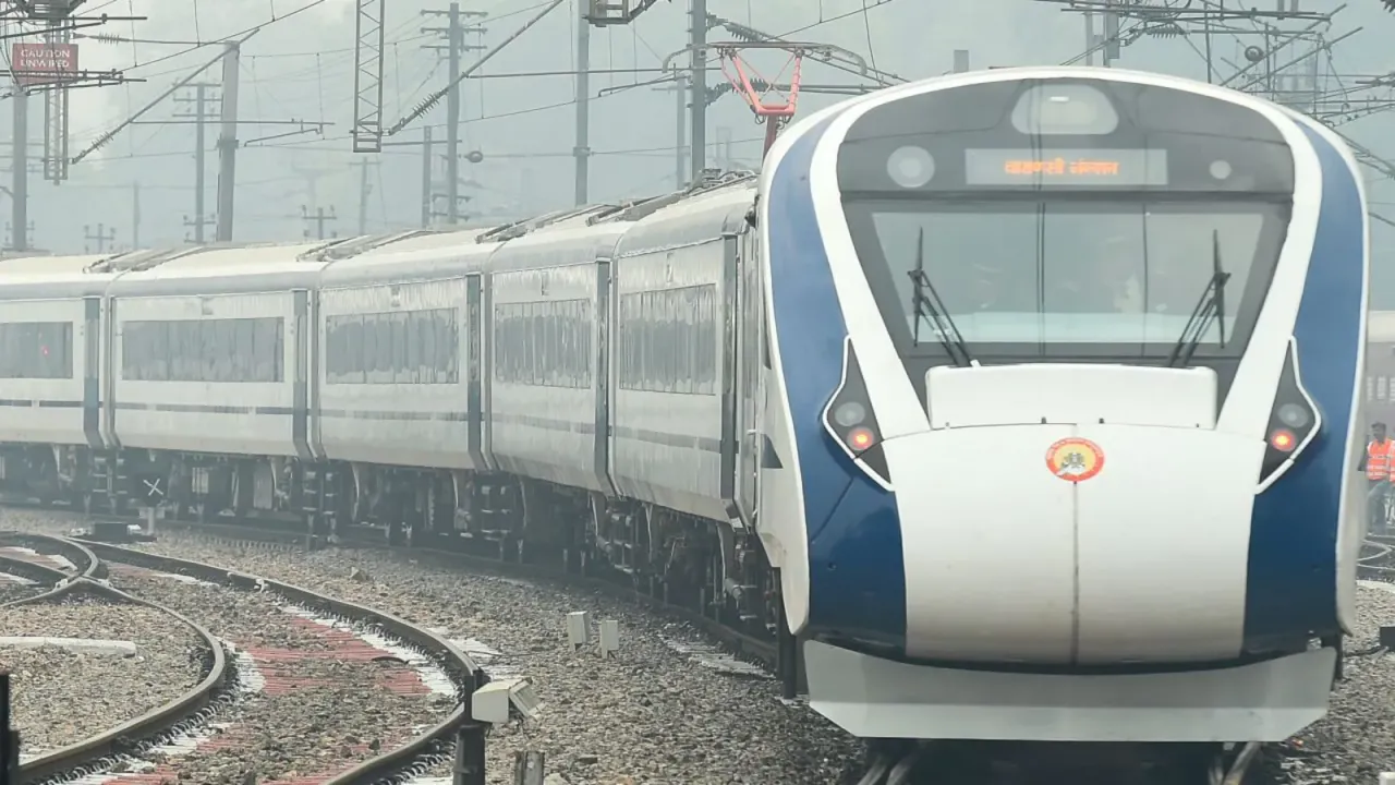 Vande Bharat Express Train Indian Railways