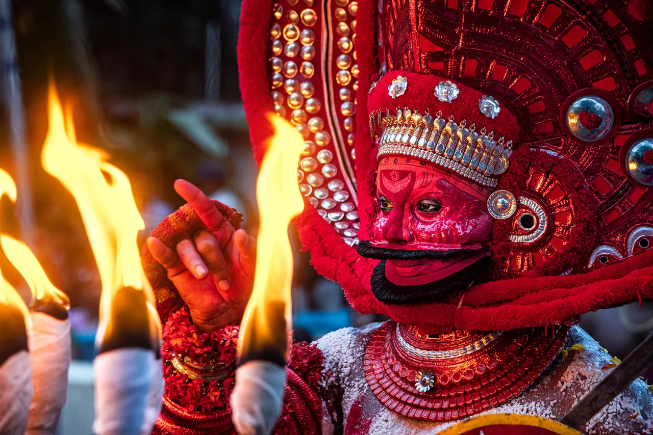 Kerala HC takes up PIL seeking ban on children performing 'Thee Chamundi Theyyam' dance