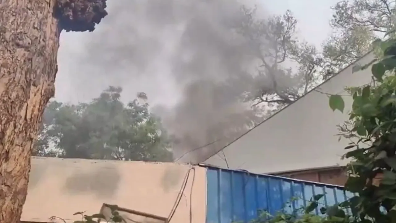 Fire breaks out at Delhi BJP office, no casualties reported
