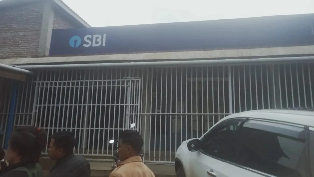 SBI's Salbung branch robbed by armed men in Manipur's Churachandpur