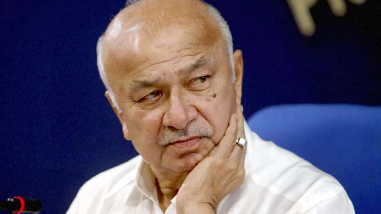 Is former Union Home Minister Sushilkumar Shinde joining BJP?