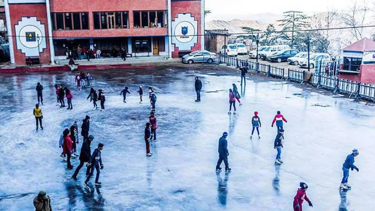 Ice skating in shimla 