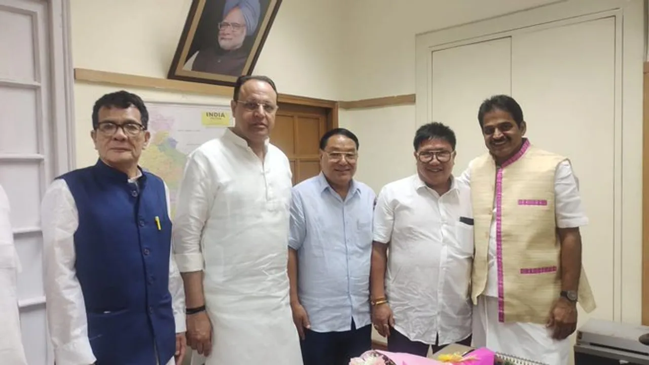Former ministers including Kumar Waii join Congress ahead of Arunachal assembly polls