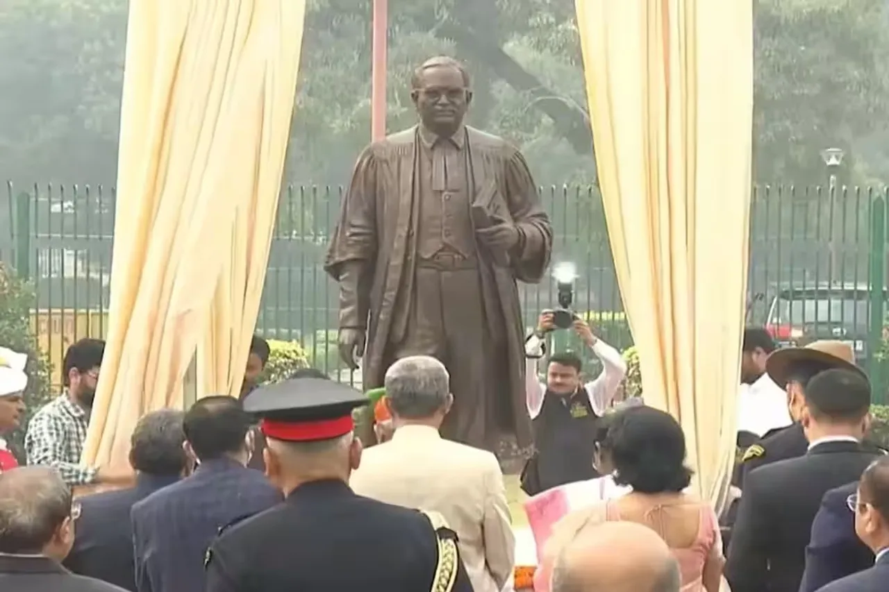 Statue-Of-Dr-BR-Ambedkar-Unveiled-In-SC-Premises-On-Constitution-Day.jpg