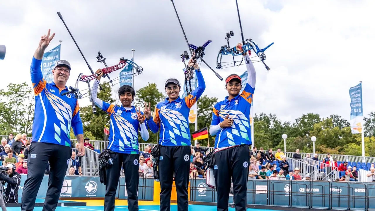 Trio of Jyothi Vennam, Aditi Swami & Parneet Kaur beat Italian team 236-226 in Final to win Gold medal in Compound Women Team event at Archery World Cup in Shanghai