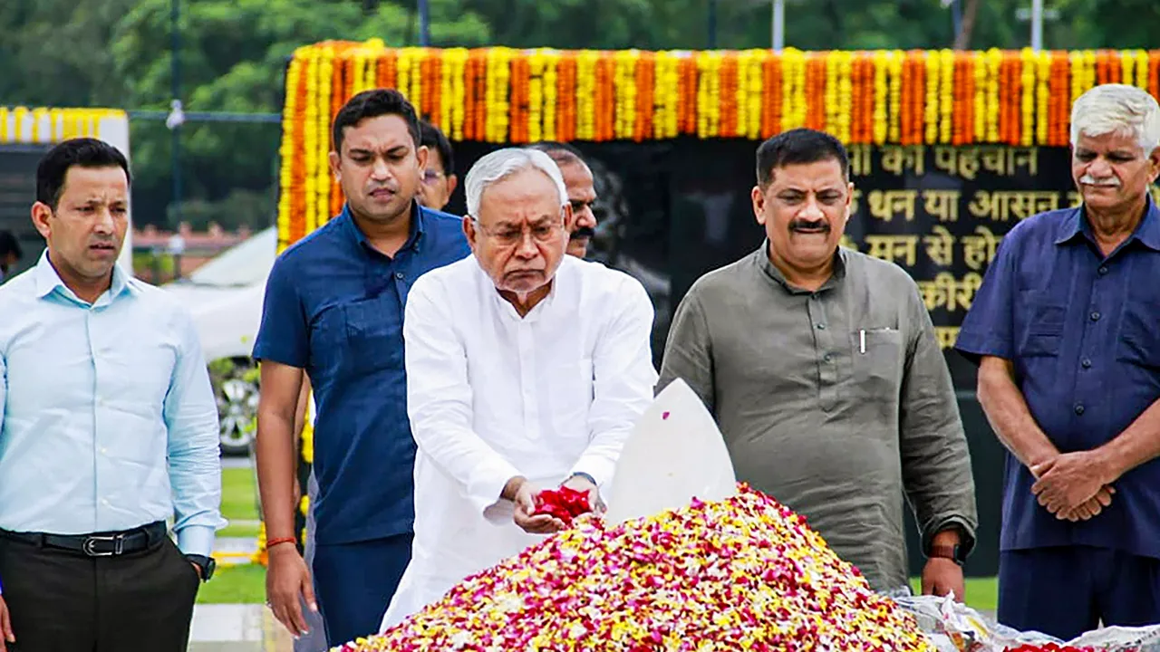 Bihar Chief Minister Nitish Kumar pays tribute to former prime minister Atal Bihari Vajpayee on his death anniversary at his memorial Sadaiv Atal, in New Delhi