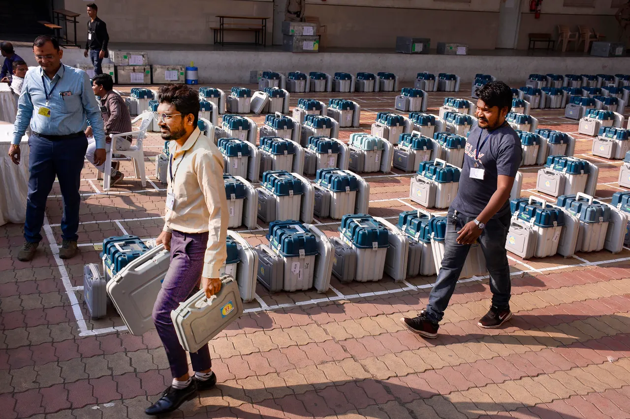 Gujarat Assembly elections EVM Voting