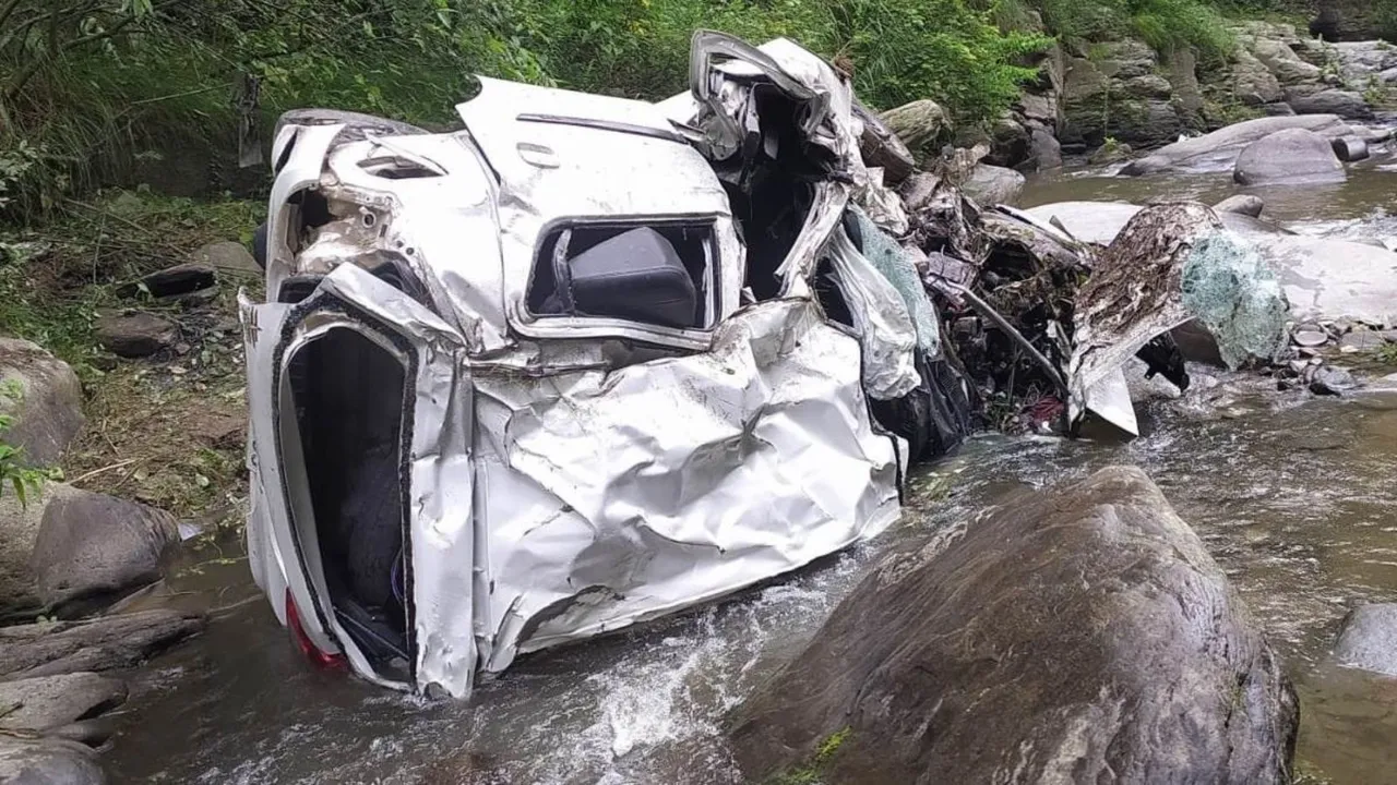 Shimla Rohru Car Accident