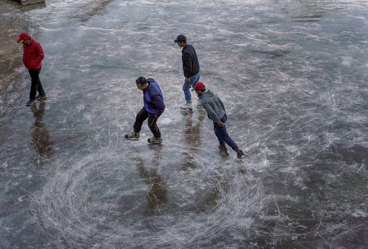 Winter is here, ice skating begins in Shimla