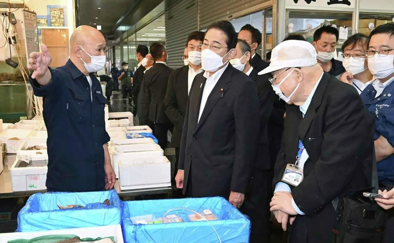 Japan's PM visits fish market, vows to help fisheries hit by China ban over Fukushima water release