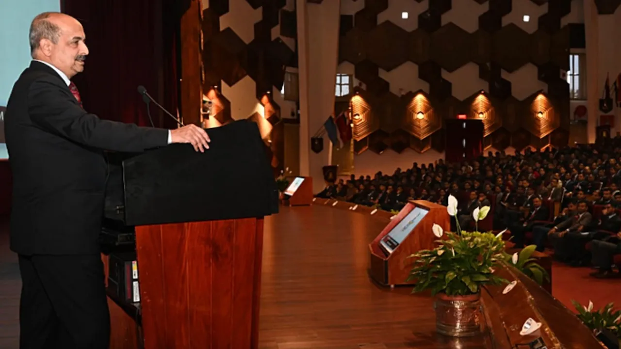 V R Chaudhari addresses the Defence Services Staff College