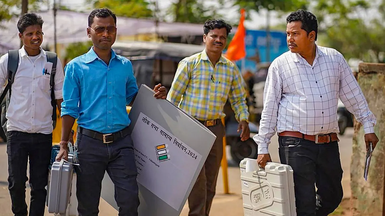 Polling officials with EVMs and other election material leave for election duty ahead of Lok Sabha elections, in Bastar, Wednesday, April 17, 2024