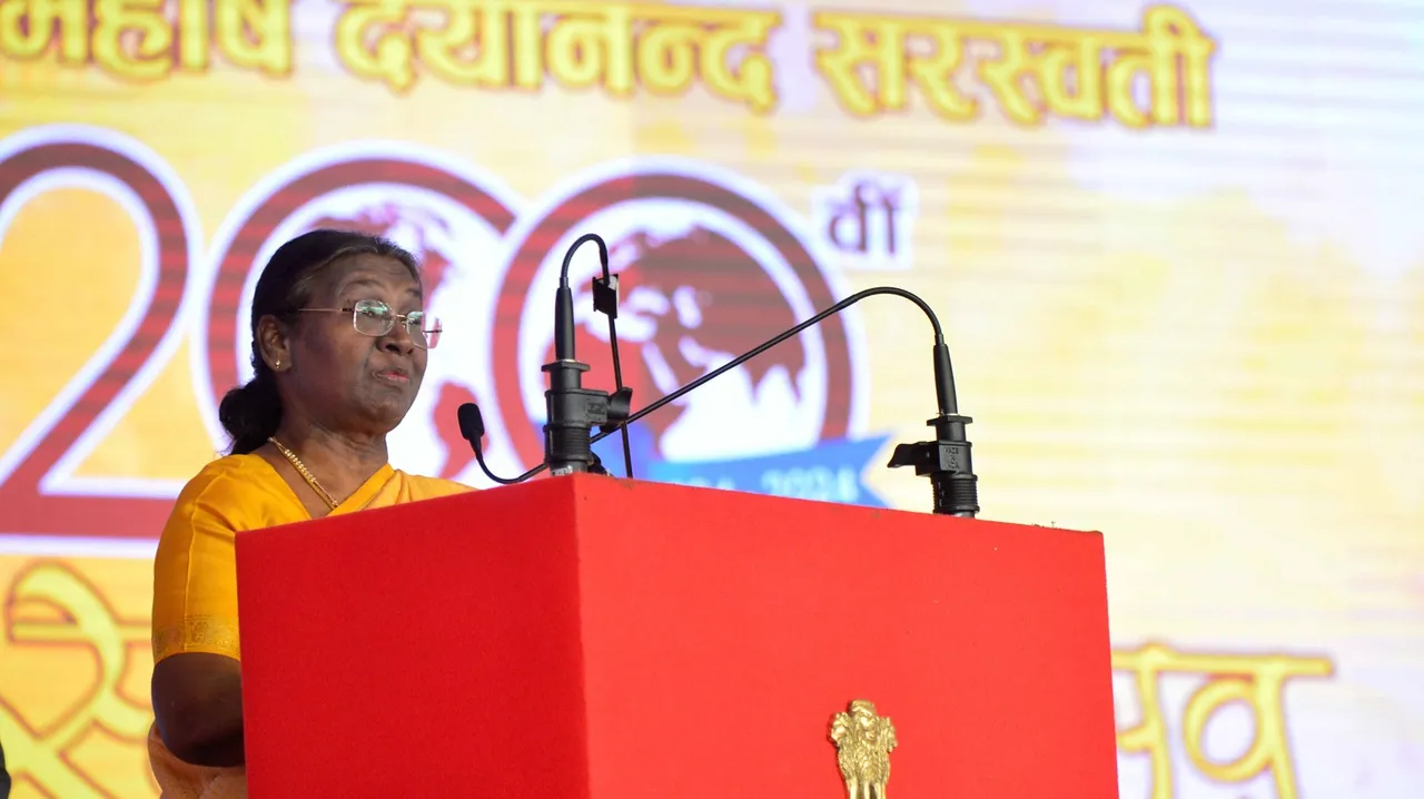 President Droupadi Murmu graced the 200th Janmotsav – Gyan Jyoti Parv Smaranotsav Samaroh on the occasion of the birth anniversary of Maharshi Dayanand Saraswati at Tankara.