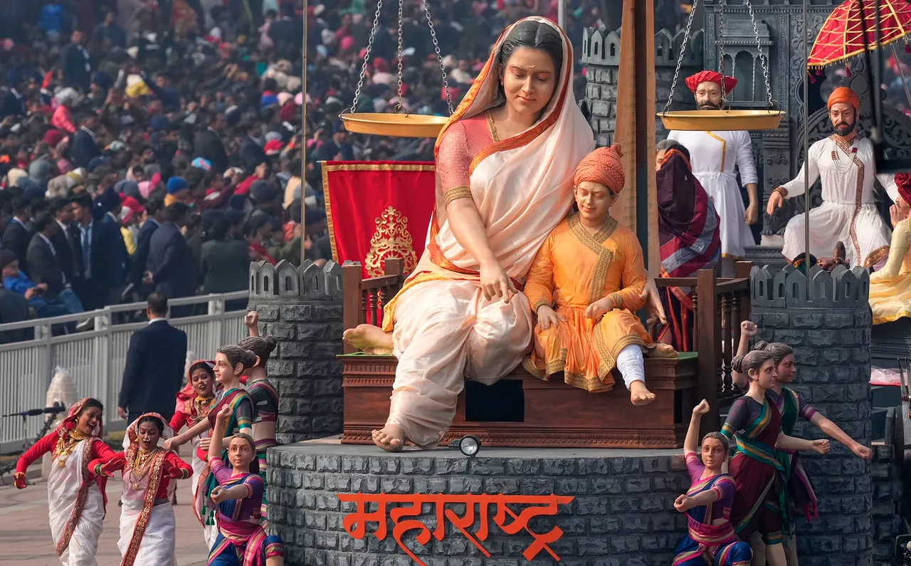 Maharashtra tableau celebrates 350 years of Chhatrapati Shivaji's coronation