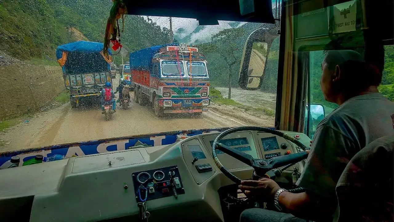 Trucks transport.jpg