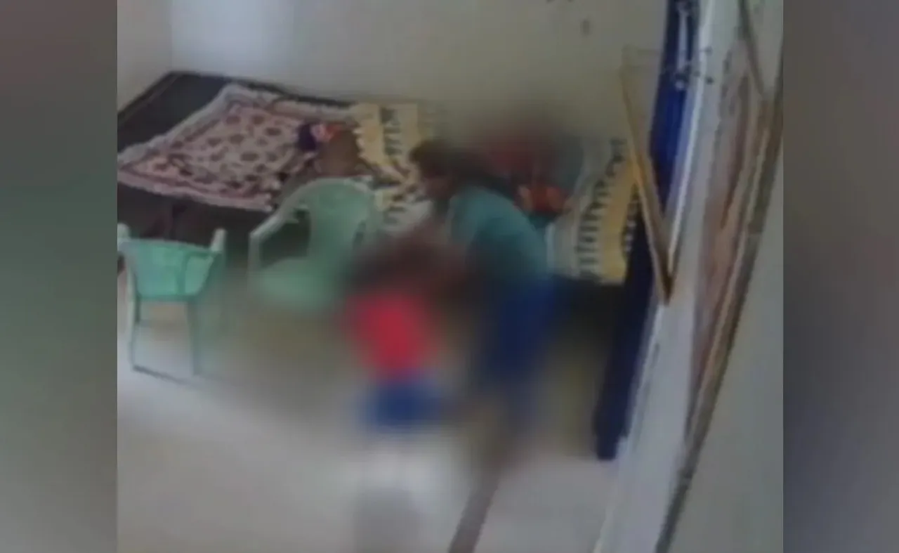 Chhattisgarh Woman thrashes two kids adoption centre