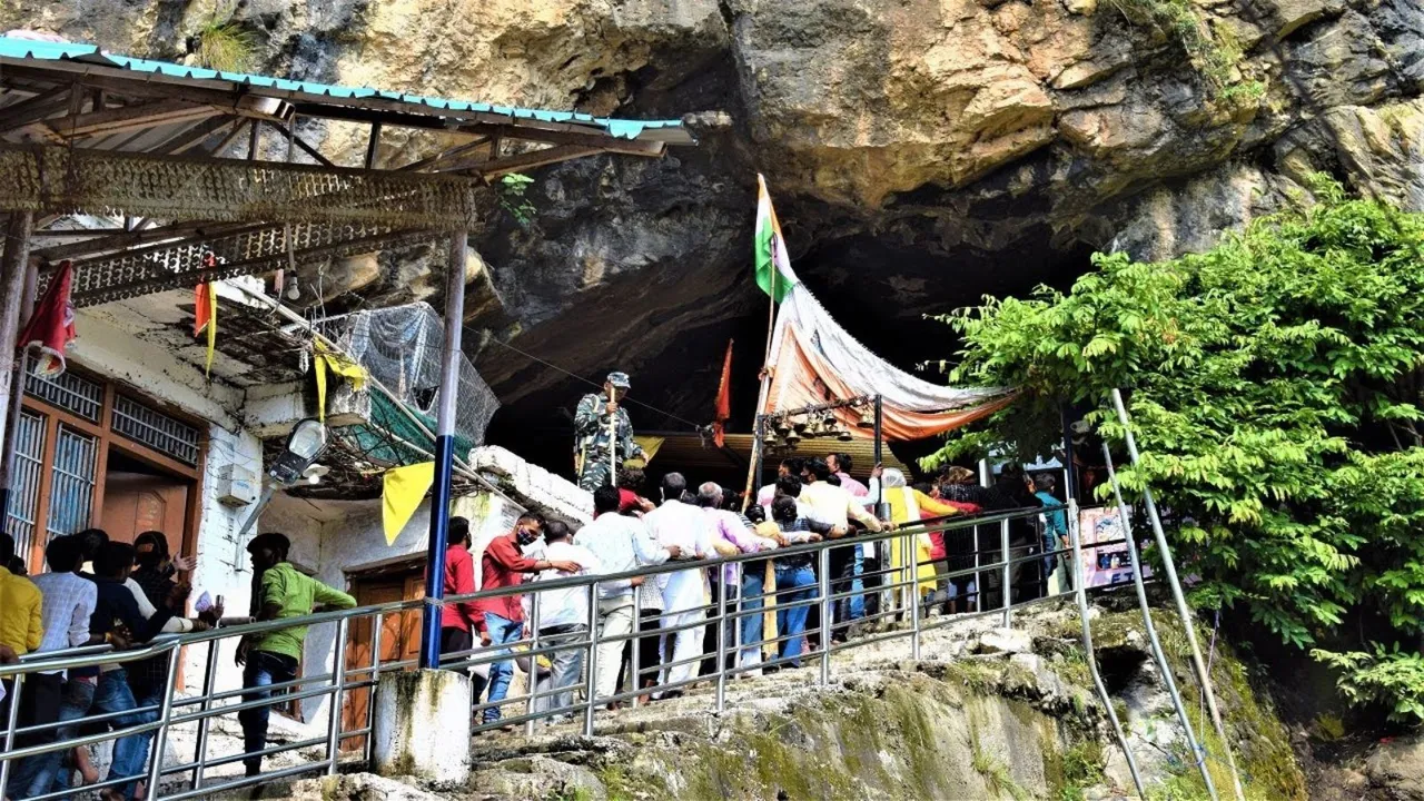 Shiv Khori Temple Reasi