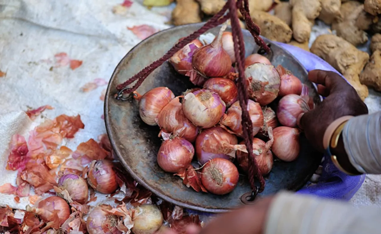Nepal faces shortage after India slaps 40% tax on onion exports: Report