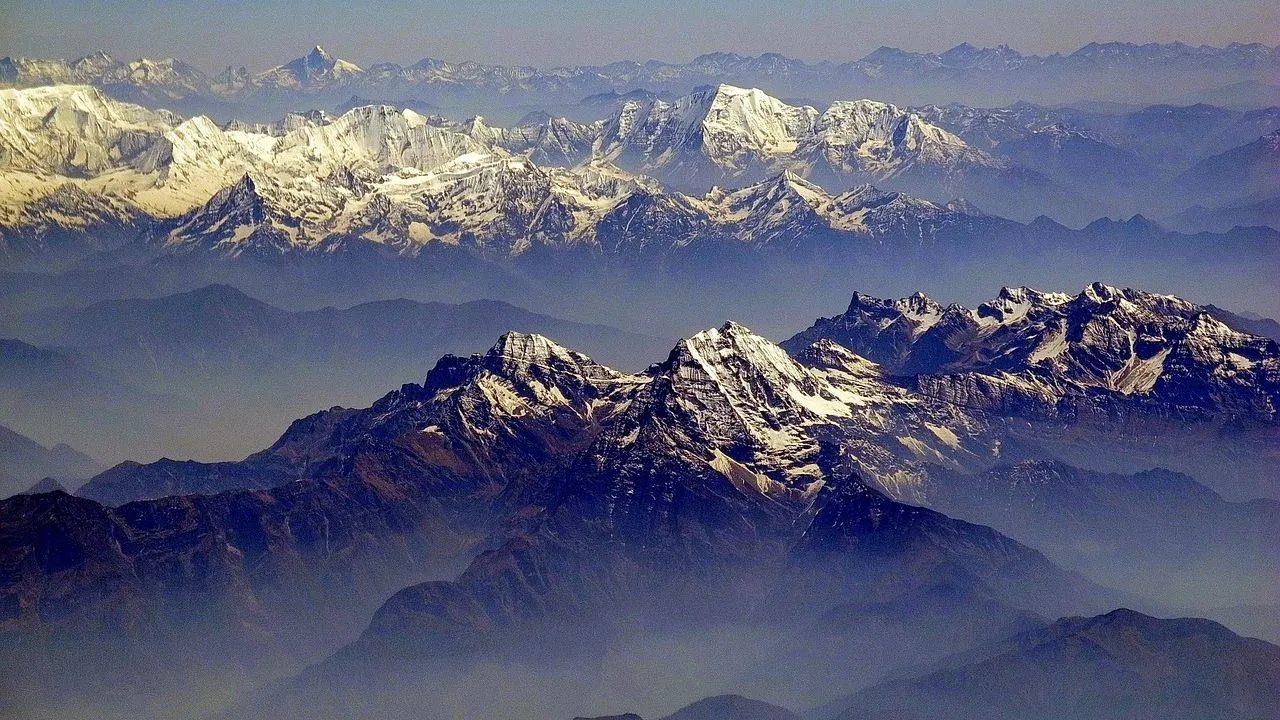 Scientists declare Hindu Kush Himalaya a biosphere on brink of 'collapse'
