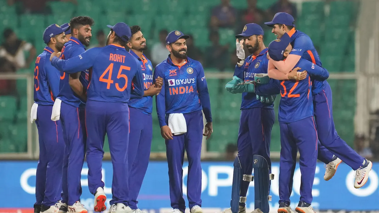 Indian players celebrate the dismissal of Sri Lanka's Avishka Fernando during the 3rd ODI cricket match between India and Sri Lanka at Greenfield International Stadium in Thiruvananthapuram