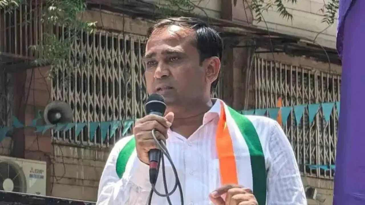 Congress suspends Nilesh Kumbhani whose nomination form was rejected from Surat LS seat