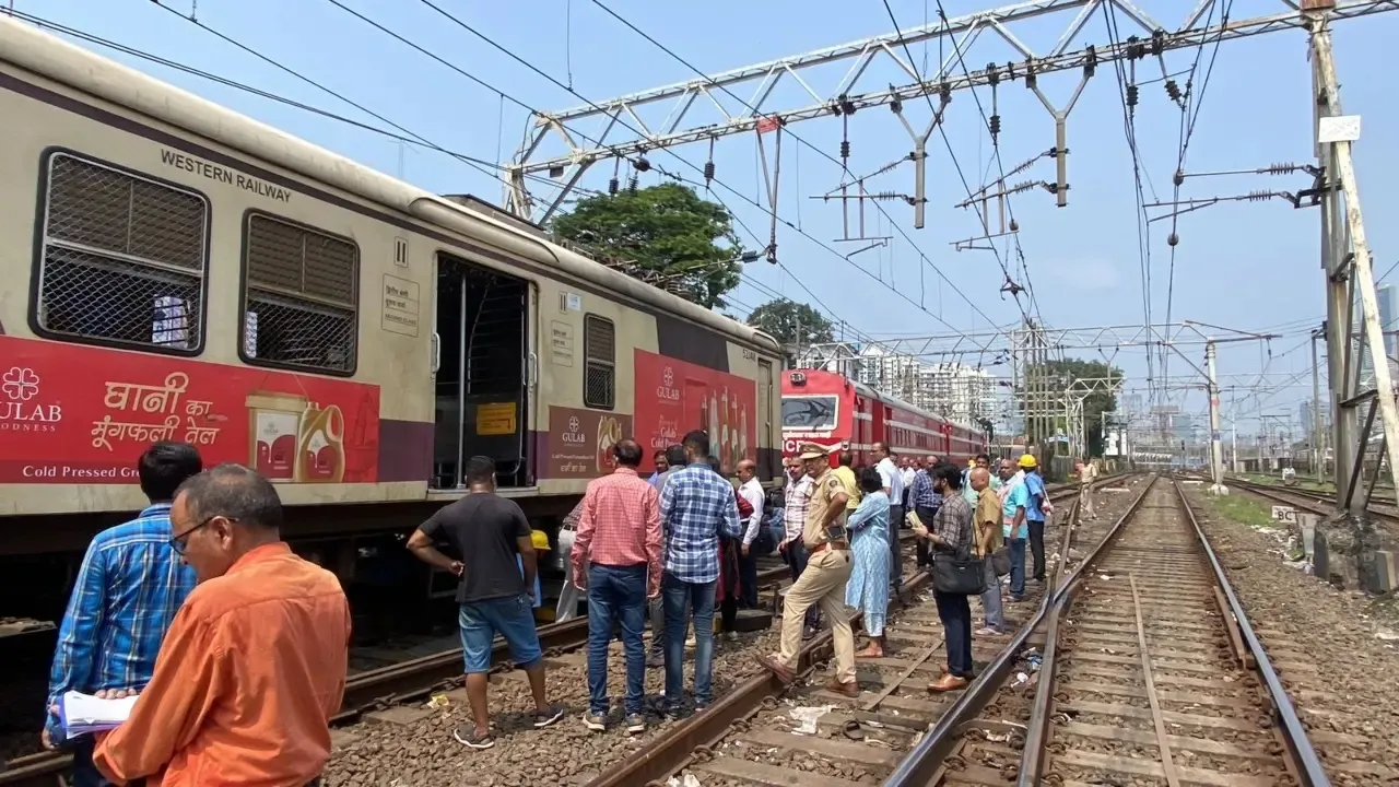 Mumbai suburban train