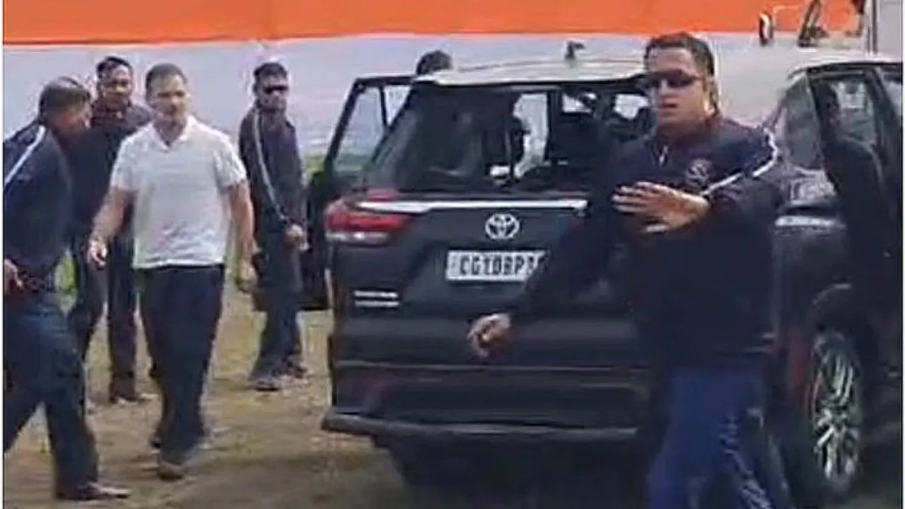 Rahul Gandhi Car attacked