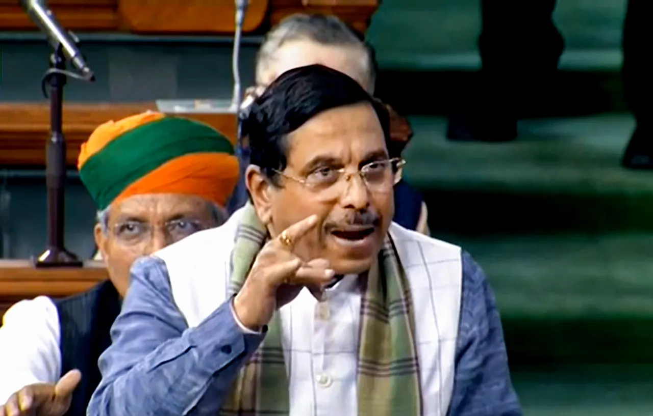 Pralhad Joshi demand action against Rahul Gandhi for his remarks in LS