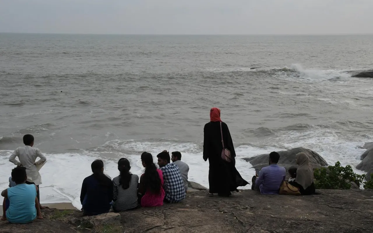 7 people arrested over moral policing charges at Someshwar beach in Mangaluru