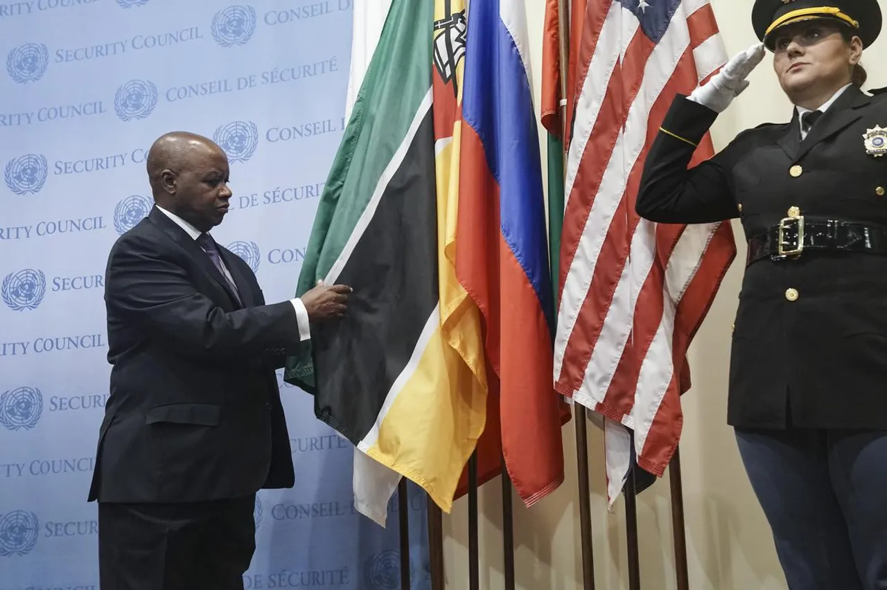 United_Nations_Security_Council_Flag_Installation_Mozambique