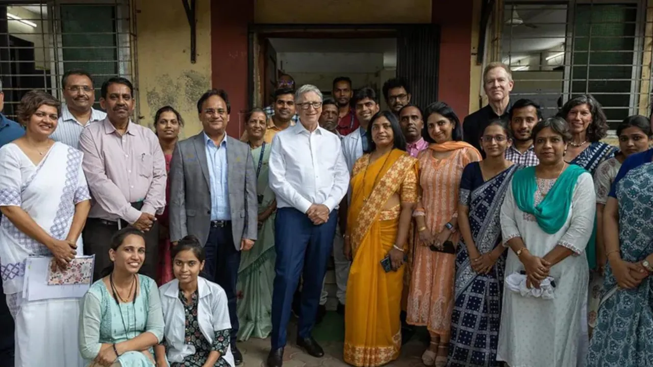 Bill Gates visits Bhubaneswar
