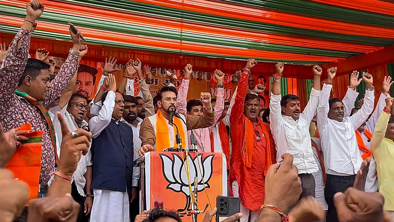 Union Minister Anurag Thakur during an election campaign in support of the BJP candidate Sushant Shukla from Beltara Assembly Constituency