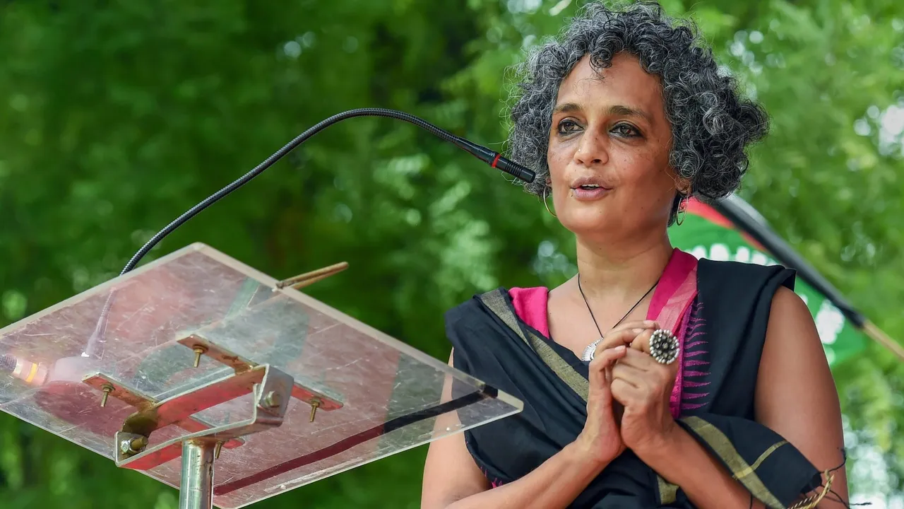 Delhi LG approves prosecution of Arundhati Roy in 2010 'provocative speeches' case