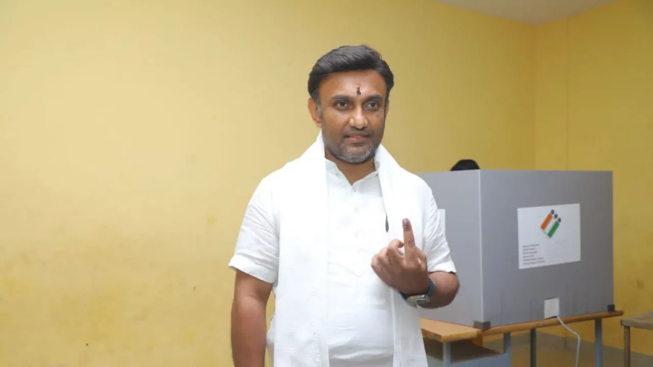 BJP candidate K Sudhakar booked for alleged bribery in K'taka, 4.8 cr cash seized
